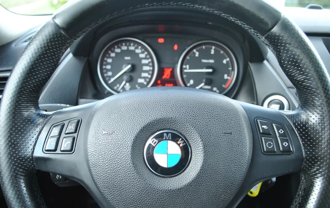 BMW X1 cena 41500 przebieg: 235025, rok produkcji 2013 z Barcin małe 379